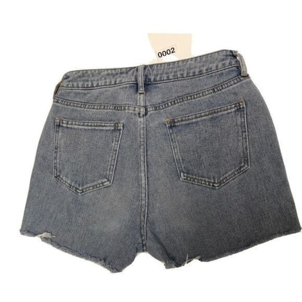 Vintage PacSun Wash High-Rise Distressed Denim Shorts with Raw Hem  Mom Size 25‎
